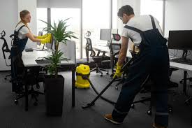 comprehensive-guide-to-commercial-cleaners-in-london:-ensuring-pristine-workspaces