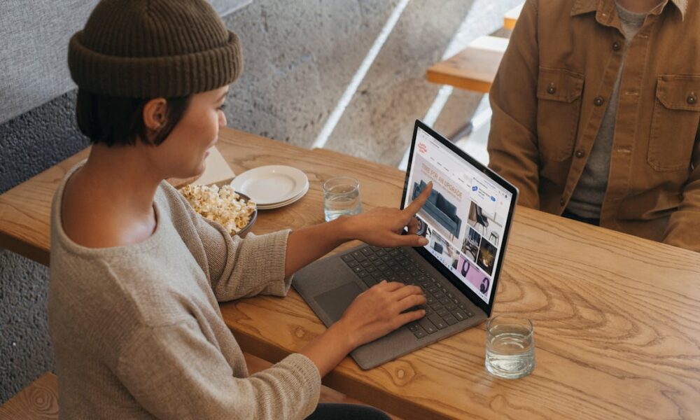 beyond-words:-how-localization-shapes-customer-experience-in-canada’s-digital-economy